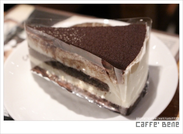 caffe bene韓國咖啡館：Caffe Bene(台中公益店)✪不管有沒有看韓劇，就是要來嚐鮮✪午夜場新選擇~103.04.24