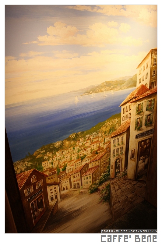 caffe bene韓國咖啡館：Caffe Bene(台中公益店)✪不管有沒有看韓劇，就是要來嚐鮮✪午夜場新選擇~103.04.24