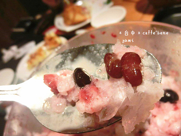 caffe bene韓國咖啡館：【台中食記】韓迷快來朝聖~韓國人氣咖啡店進駐台中@caffe' bene公益店