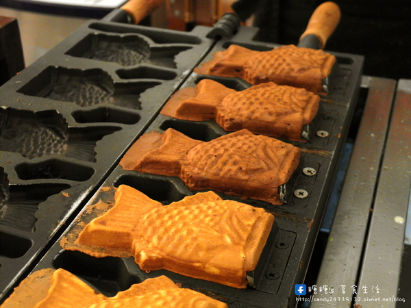 金帛霜淇淋專賣店:〖台中│美食〗金帛霜淇淋專賣店 ❤ 令人溶化的熔岩鯛魚燒新上市!!可可外皮搭配香濃可可醬及香脆榛果,滋味香甜不膩,層次豐富,令人愛不釋手的美味!!