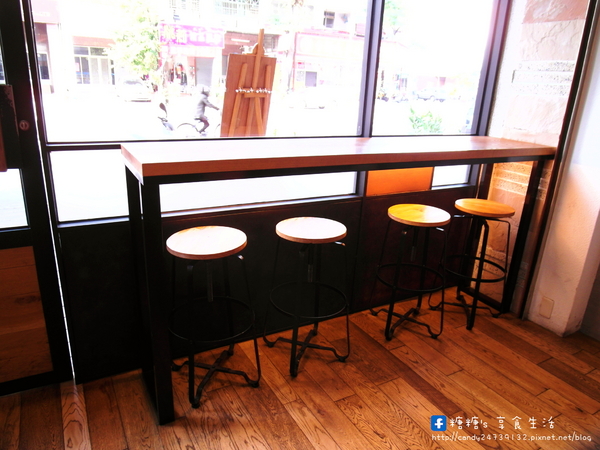 La Petite Tarte 樂緹波兒手作塔派:〖台中│美食〗La Petite Tarte 樂緹波兒手作塔派 ❤ 超美法式甜點登場!!還有提供手作塔派/生日蛋糕/甜點禮盒/婚禮喜餅/茶會外燴唷!!