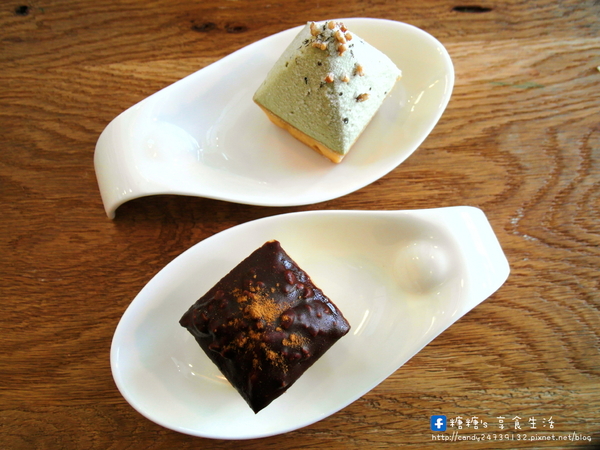 La Petite Tarte 樂緹波兒手作塔派:〖台中│美食〗La Petite Tarte 樂緹波兒手作塔派 ❤ 超美法式甜點登場!!還有提供手作塔派/生日蛋糕/甜點禮盒/婚禮喜餅/茶會外燴唷!!