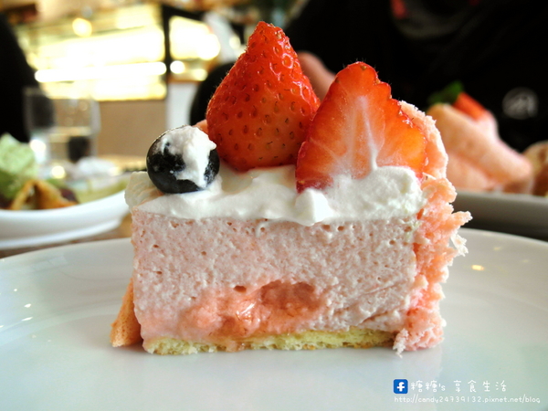 La Petite Tarte 樂緹波兒手作塔派:〖台中│美食〗La Petite Tarte 樂緹波兒手作塔派 ❤ 超美法式甜點登場!!還有提供手作塔派/生日蛋糕/甜點禮盒/婚禮喜餅/茶會外燴唷!!