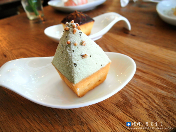 La Petite Tarte 樂緹波兒手作塔派:〖台中│美食〗La Petite Tarte 樂緹波兒手作塔派 ❤ 超美法式甜點登場!!還有提供手作塔派/生日蛋糕/甜點禮盒/婚禮喜餅/茶會外燴唷!!