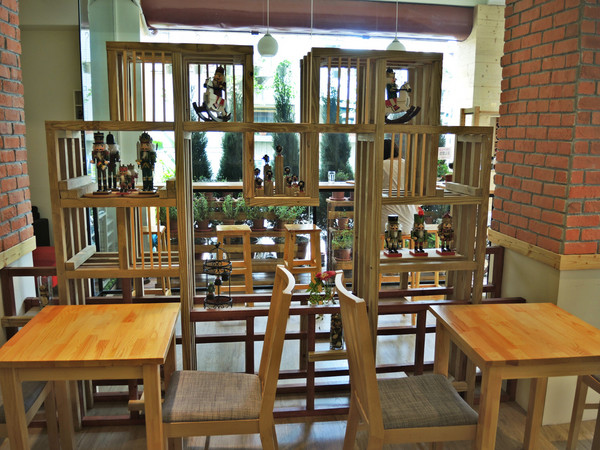 造角：[台中]平價美味早午餐X米香咖啡IN造角