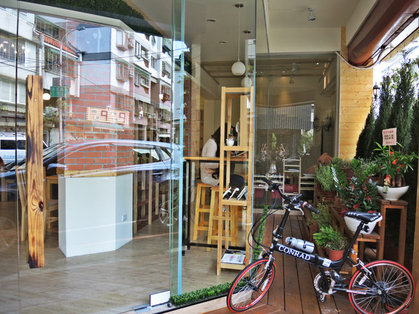 造角：[台中]平價美味早午餐X米香咖啡IN造角