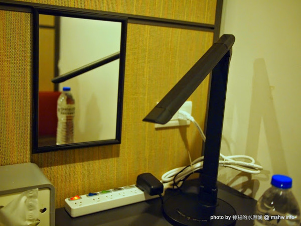 NEOSOHO 萬邦個旅商務：【景點】台北NEOSOHO Taiwan 萬邦個旅商務中心@中正捷運MRT台北車站 : 區位便捷完善,環境舒服乾淨,適合短暫休憩與包車旅遊的膠囊旅館進化版!