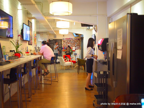 NEOSOHO 萬邦個旅商務：【景點】台北NEOSOHO Taiwan 萬邦個旅商務中心@中正捷運MRT台北車站 : 區位便捷完善,環境舒服乾淨,適合短暫休憩與包車旅遊的膠囊旅館進化版!