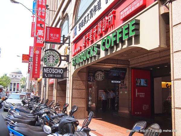 NEOSOHO 萬邦個旅商務：【景點】台北NEOSOHO Taiwan 萬邦個旅商務中心@中正捷運MRT台北車站 : 區位便捷完善,環境舒服乾淨,適合短暫休憩與包車旅遊的膠囊旅館進化版!