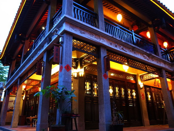 鼎馨棧復創美食館：＜台中｜北屯＞鼎馨棧復創美食館～古早台港式拿手菜料理～復古風＊經典合菜