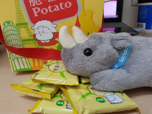 雅富卷卷燒零食系列：【口碑卷18】刷嘴系列。一口接著一口吃不停  