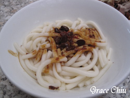 順風鹹粥:艋舺在地早餐~順風鹹粥.勇伯米苔目(華西街)