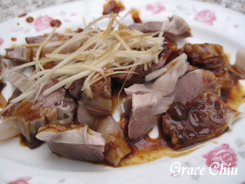 順風鹹粥:艋舺在地早餐~順風鹹粥.勇伯米苔目(華西街)