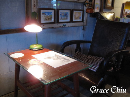 舊書櫃人文咖啡