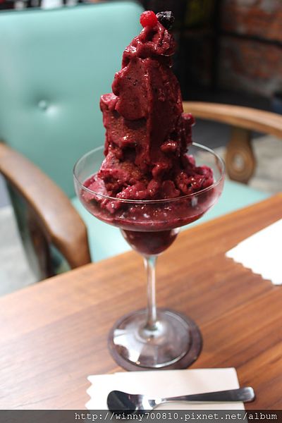 民生工寓coffee essential:台北 松山。舒適巷弄咖啡廳 民生工寓coffee essential 捷運松山機場站