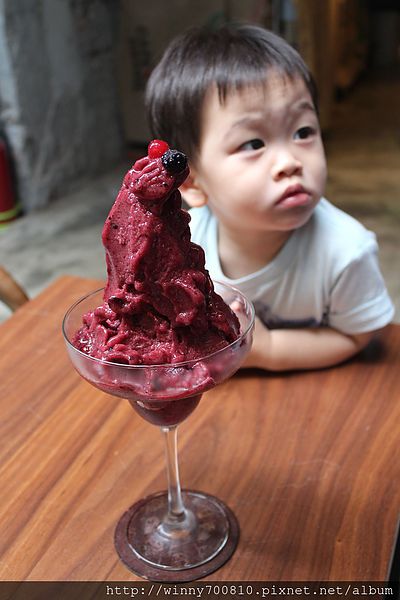 民生工寓coffee essential:台北 松山。舒適巷弄咖啡廳 民生工寓coffee essential 捷運松山機場站