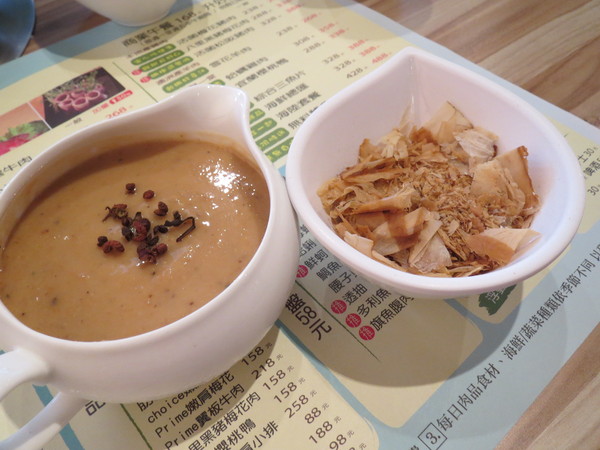 潮間帶精緻鍋物:【邀約】兼具海洋氣息及食材創意的"潮間帶精緻鍋物"食記