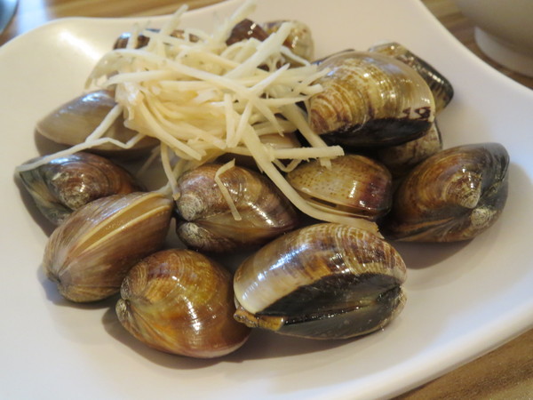 潮間帶精緻鍋物:【邀約】兼具海洋氣息及食材創意的"潮間帶精緻鍋物"食記