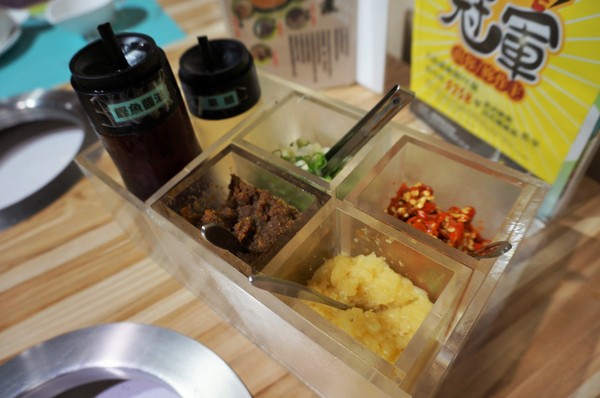 潮間帶精緻鍋物:內湖-潮間帶精緻鍋物:多種精緻湯頭及手工食材.CP值不錯