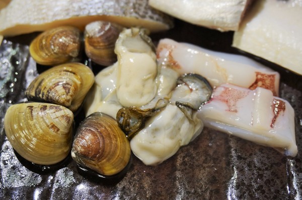 潮間帶精緻鍋物:內湖-潮間帶精緻鍋物:多種精緻湯頭及手工食材.CP值不錯