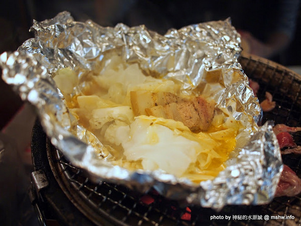 出一張嘴(中港店):【食記】台中出一張嘴中港店@西區BRT中正國小 : 水準還在的日式燒肉店,點餐不手軟的食肉天堂,幸福真的只要出一張嘴!