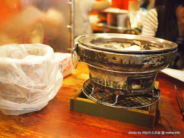 出一張嘴(中港店):【食記】台中出一張嘴中港店@西區BRT中正國小 : 水準還在的日式燒肉店,點餐不手軟的食肉天堂,幸福真的只要出一張嘴!