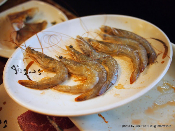 出一張嘴(中港店):【食記】台中出一張嘴中港店@西區BRT中正國小 : 水準還在的日式燒肉店,點餐不手軟的食肉天堂,幸福真的只要出一張嘴!