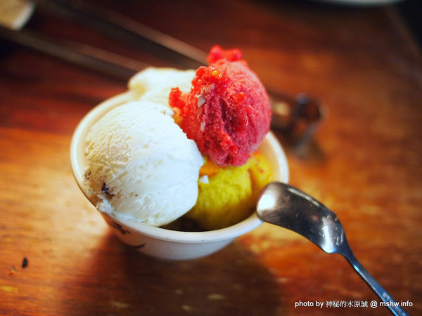 出一張嘴(中港店):【食記】台中出一張嘴中港店@西區BRT中正國小 : 水準還在的日式燒肉店,點餐不手軟的食肉天堂,幸福真的只要出一張嘴!