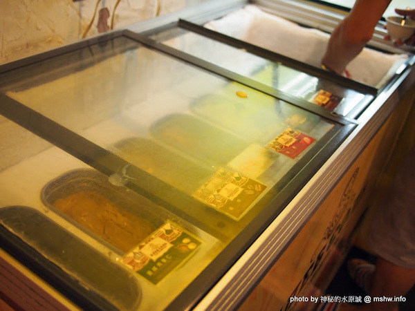 出一張嘴(中港店):【食記】台中出一張嘴中港店@西區BRT中正國小 : 水準還在的日式燒肉店,點餐不手軟的食肉天堂,幸福真的只要出一張嘴!