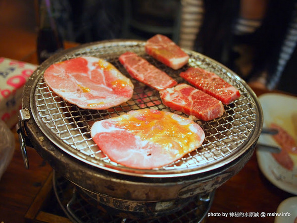 出一張嘴(中港店):【食記】台中出一張嘴中港店@西區BRT中正國小 : 水準還在的日式燒肉店,點餐不手軟的食肉天堂,幸福真的只要出一張嘴!