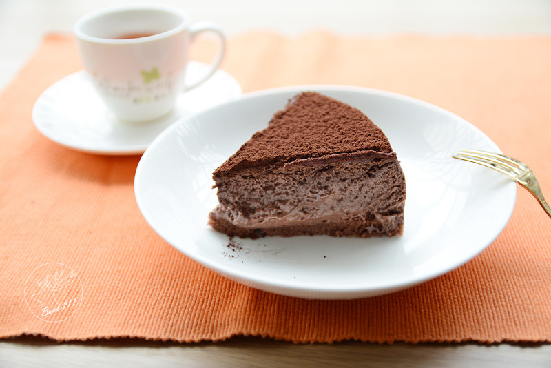 Banbi217 美食旅遊: [宅配甜點]Euthenia爆漿Cheese軟蛋糕-現烤焦糖及頂級巧克力口味(邀約)