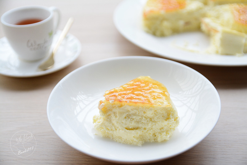 Banbi217 美食旅遊: [宅配甜點]Euthenia爆漿Cheese軟蛋糕-現烤焦糖及頂級巧克力口味(邀約)