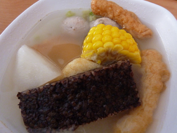 川原肉圓：【苗栗頭份】尚順廣場美食區，第一次吃到有泡菜的肉圓!？－川原肉圓