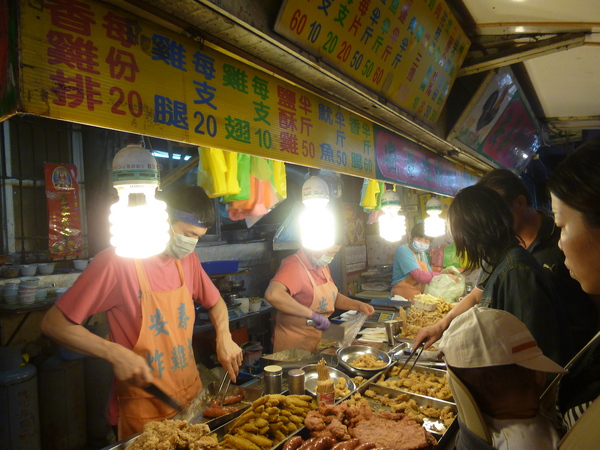 安泰炸雞翅:【苗栗頭份】從小吃到大的老店,真的只有20元的炸雞排-安泰炸雞翅