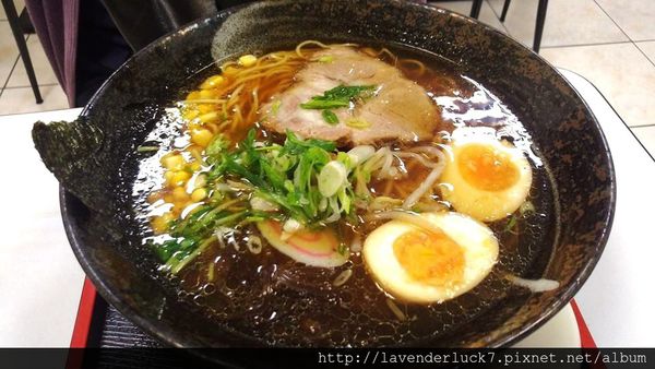彩日式拉麵專賣店:☆淡水彩拉麵-超值排隊名店