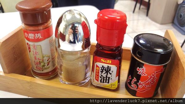 彩日式拉麵專賣店:☆淡水彩拉麵-超值排隊名店