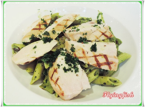 Trattoria Reggiano：✜ 欲罷不能滴創意異國料理(早午餐＋慶生餐)－「Trattoria Reggiano」(◕‿◕)♥