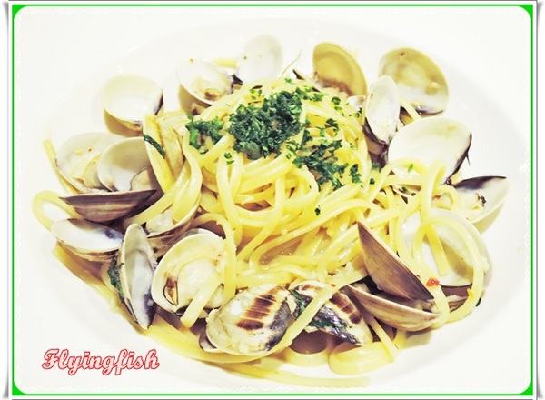 Trattoria Reggiano：✜ 欲罷不能滴創意異國料理(早午餐＋慶生餐)－「Trattoria Reggiano」(◕‿◕)♥