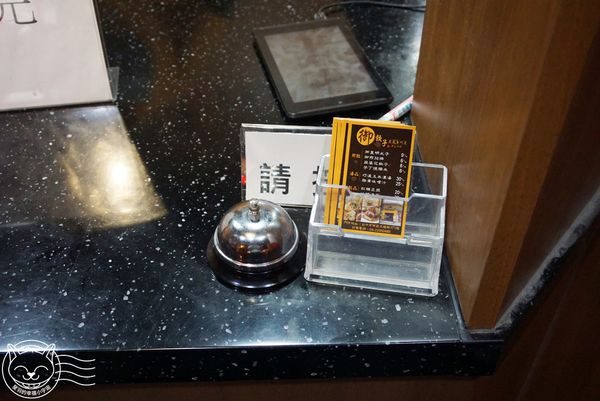 御餃子專門店：【星羽愛美食-台中】小店專賣特別口味煎餃，芋丁燒糯米好像煎的燒賣，麻婆花椒子辣香麻一次滿足~御餃子專賣店。