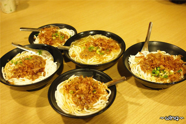 林家臭豆腐：［台東］正氣街美食小吃【林記(林家)臭豆腐】【老東台米苔目】【寶桑湯圓】(近正氣路夜市)