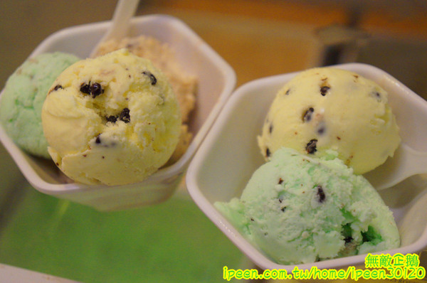 廚房有雞(文平二店)：【台南-安平區】正宗花雕雞x廣式料理餐廳..旗山跑山雞/免費冰淇淋《廚房有雞》