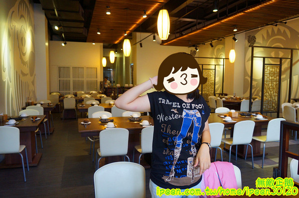 廚房有雞(文平二店)：【台南-安平區】正宗花雕雞x廣式料理餐廳..旗山跑山雞/免費冰淇淋《廚房有雞》