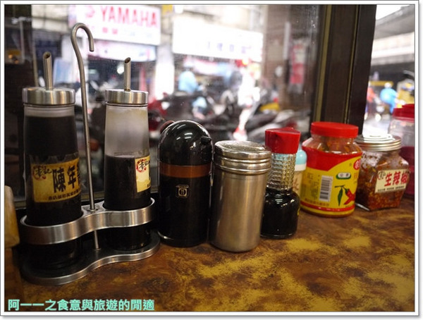 李記宜蘭肉焿&特殊口味豬血湯:台北西門町美食 李記宜蘭肉焿&特殊口味豬血湯~加入梅子的不膩魯肉飯