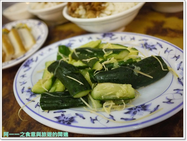 李記宜蘭肉焿&特殊口味豬血湯:台北西門町美食 李記宜蘭肉焿&特殊口味豬血湯~加入梅子的不膩魯肉飯