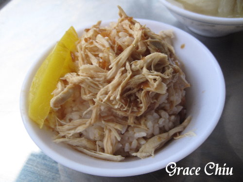 牛腩湯.排骨湯:艋舺在地早餐~牛腩湯.排骨湯(廣州街及梧州街交叉口)