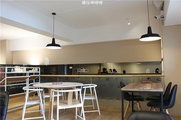 誠食咖啡 Genuine Cafe & Food:誠食咖啡Genuine Café Food✪環境優、聚餐的好所在~103.07.22