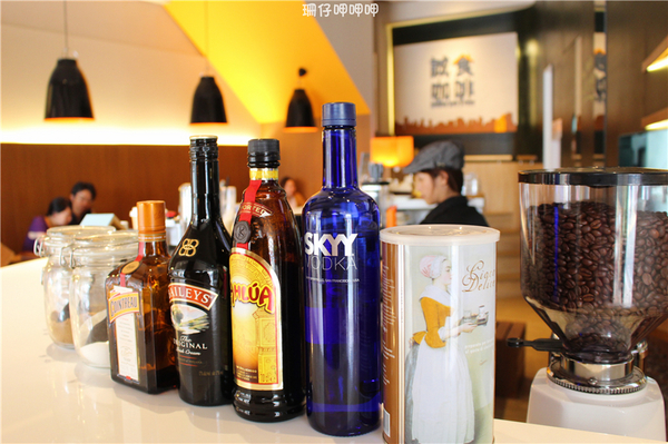 誠食咖啡 Genuine Cafe & Food:誠食咖啡Genuine Café Food✪環境優、聚餐的好所在~103.07.22