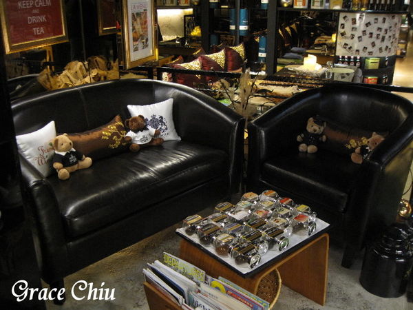 FrenchWindows 琺蘭綺瑥朵%2F捷運市政府站%2F英國唐寧Twinings%2F高級餐廳