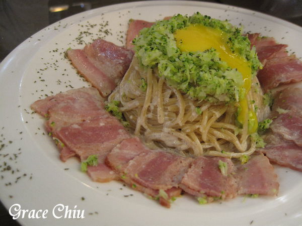 FrenchWindows 琺蘭綺瑥朵%2F捷運市政府站%2F英國唐寧Twinings%2F高級餐廳