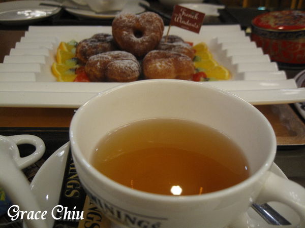 莊園仕女伯爵~FrenchWindows 琺蘭綺瑥朵%2F捷運市政府站%2F英國唐寧Twinings%2F高級餐廳